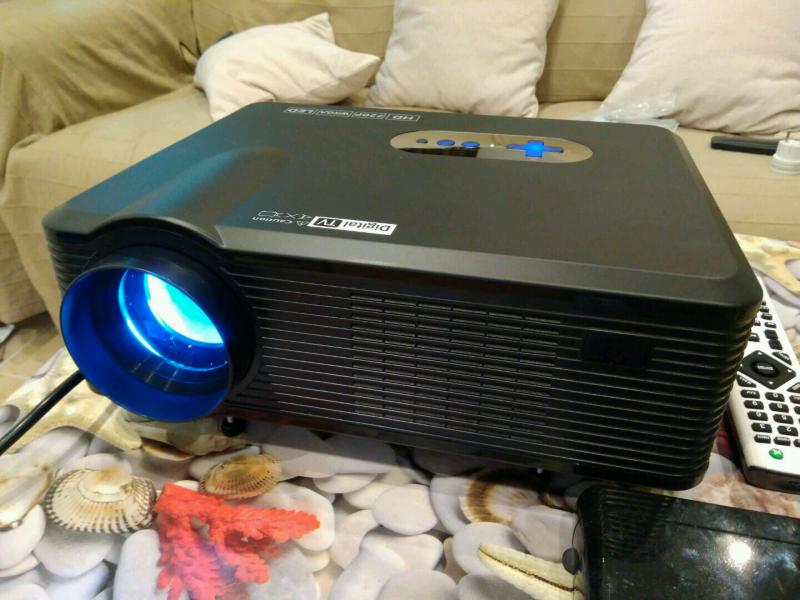 Proyector LED HD chino barato Excelvan CL720D para el hogar, análisis, características, instalación, opinión, con entrada FullHD