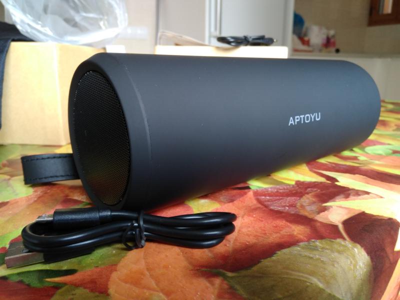 Altavoz bluetooth portátil y potente Aptoyu, chino y barato, inalámbrico, análisis, características, prueba y opinión Altavoz bluetooth portátil y potente Aptoyu, chino y barato, inalámbrico, análisis, características, prueba y opinión