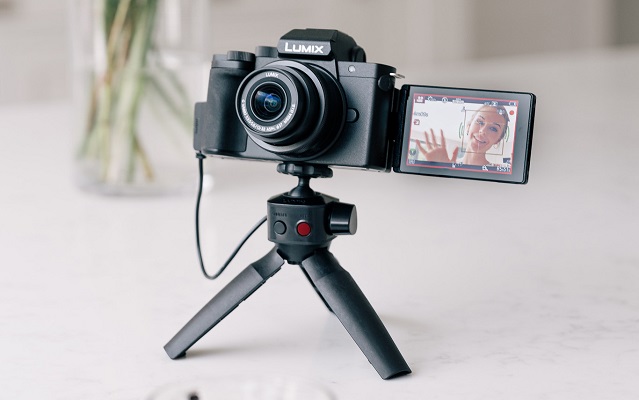 Panasonic Lumix G100